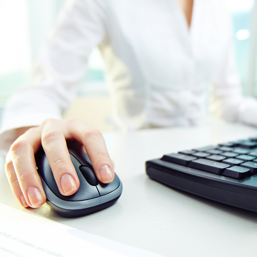 AI-assisted-web-chat-hero-img-1